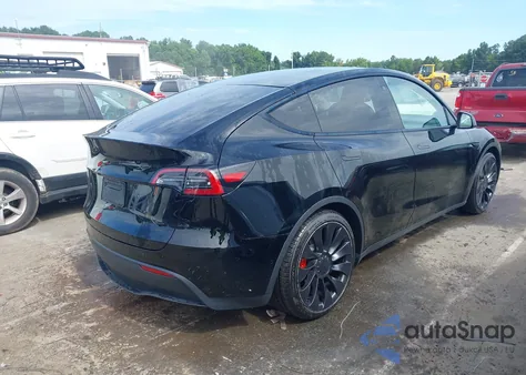 2022 Tesla Model Y Performance Dual Motor All-Wheel Drive from USA, damaged, VIN 7SAYGDEF6NF573872